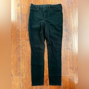 Universal Thread Jeans